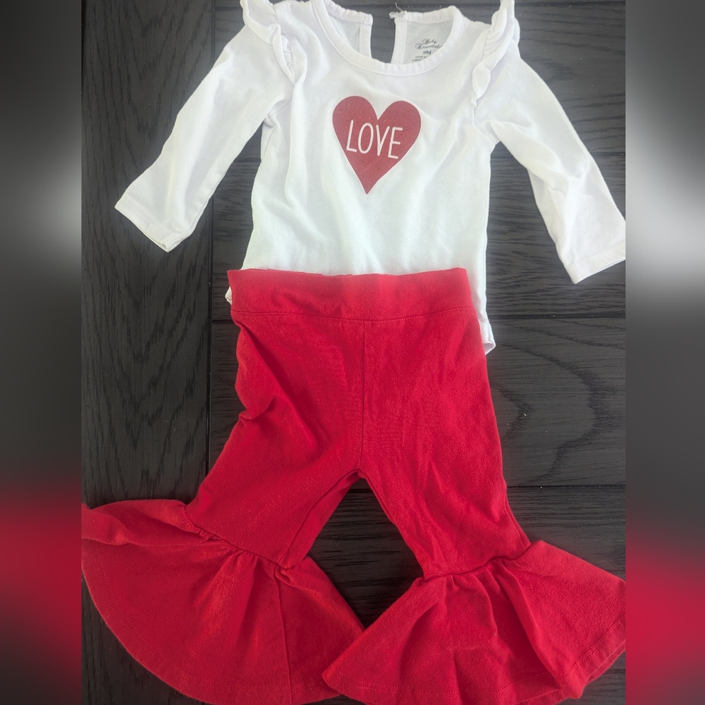 Baby Girl Two Piece Valentine's Day Outfit 9 Months